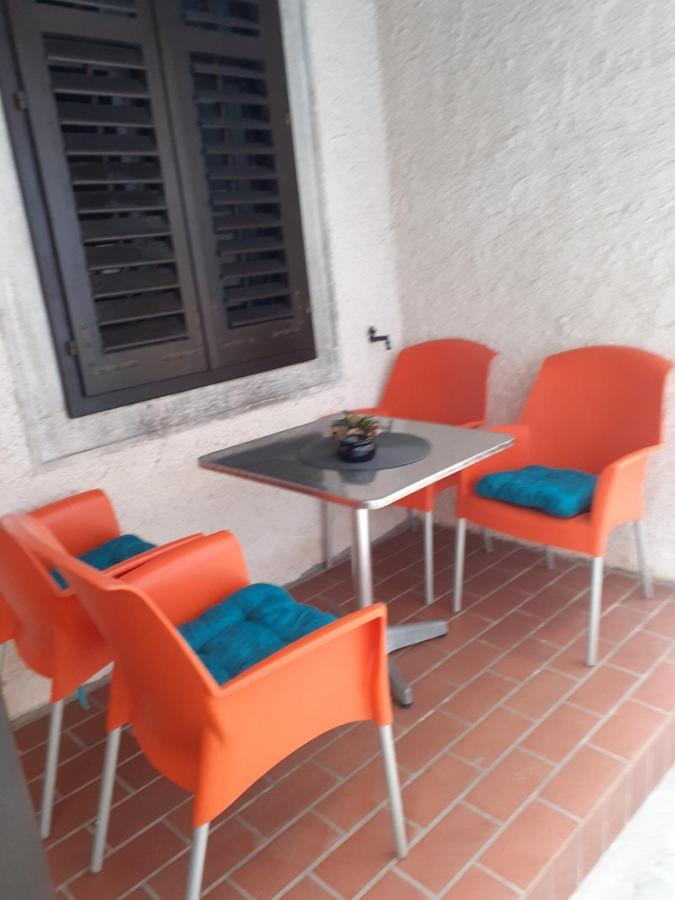 Apartman Zepina Pula Exterior photo